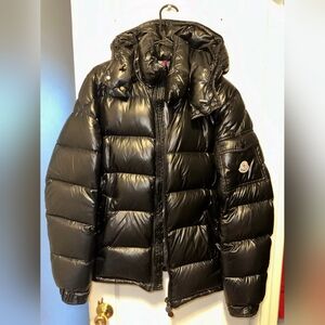 moncler maya size XL black